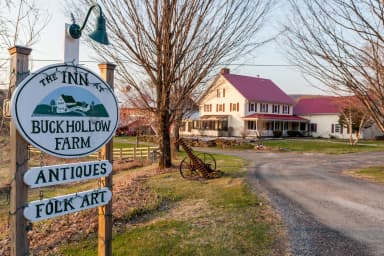Inn at Buckhollow Farm, Fairfax